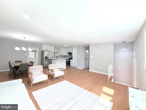 Living - 2402 Joseph Dr, Clinton, MD 20735 photo 1 of 6