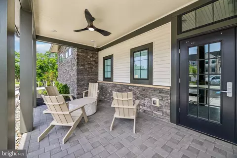Exterior - 15000 Sapmoss Ln, Brandywine, MD 20613 photo 4 of 4