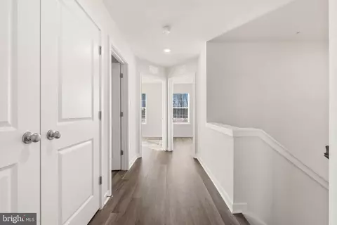 Entry Way - 15000 Sapmoss Ln, Brandywine, MD 20613 photo 9 of 14
