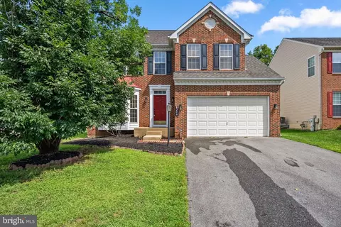 Exterior - 4304 Medallion Dr, Silver Spring, MD 20904 photo 6 of 7