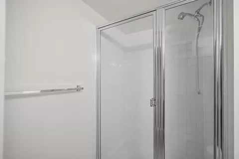 Bath - 4304 Medallion Dr, Silver Spring, MD 20904 photo 7 of 7