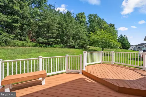 Exterior - 4304 Medallion Dr, Silver Spring, MD 20904 photo 2 of 7