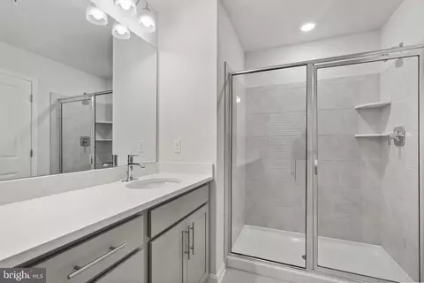 Entry Way - 8709 Cherrybark Rd, Clinton, MD 20735 photo 19 of 21
