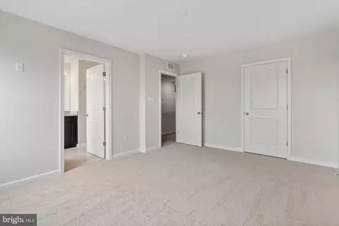 Entry Way - 8709 Cherrybark Rd, Clinton, MD 20735 photo 16 of 21