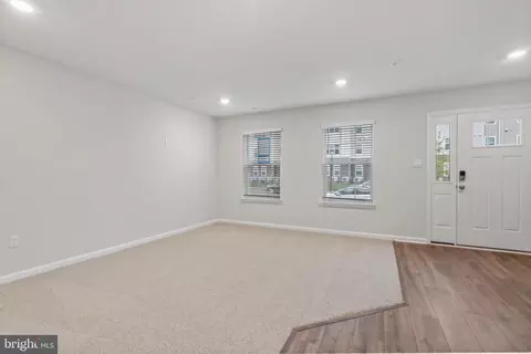 Entry Way - 8709 Cherrybark Rd, Clinton, MD 20735 photo 17 of 21