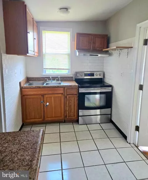 Kitchen - 809 Eastern Ave, Fairmount Heights, MD 20743 photo 1 of 2