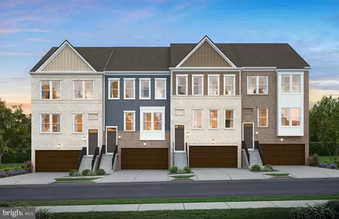 4119 Mabel Ct, Marlboro, MD 20772