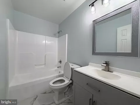Bath - 5302 76th, Lanham, MD 20706 photo 5 of 6