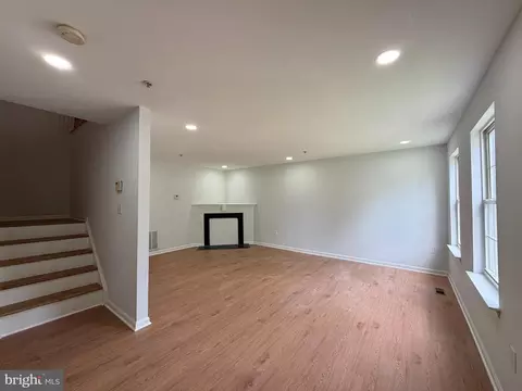 Living - 5302 76th, Lanham, MD 20706 photo 6 of 9