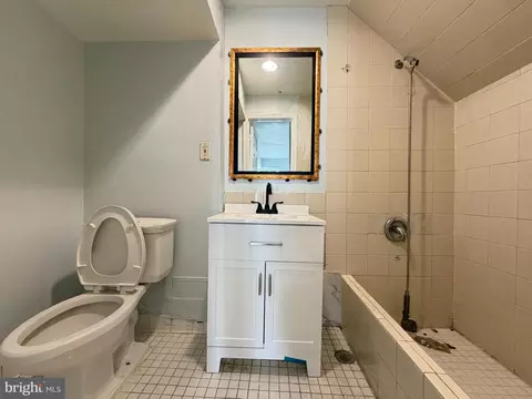 Bath - 5302 76th, Lanham, MD 20706 photo 6 of 6