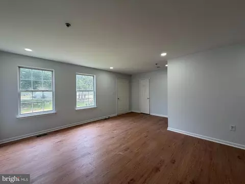 Living - 5302 76th, Lanham, MD 20706 photo 5 of 9