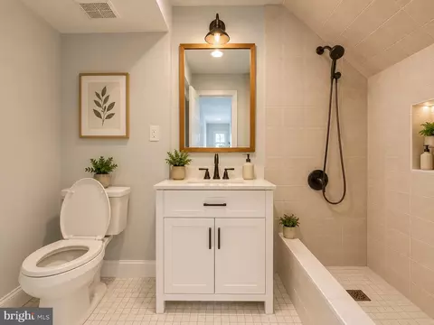 Bath - 5302 76th, Lanham, MD 20706 photo 3 of 6