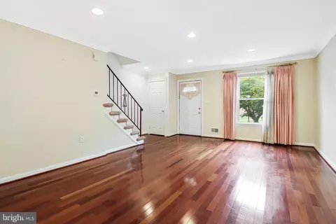 Living - 12958 Claxton Dr #3-F, Laurel, MD 20708 photo 3 of 4