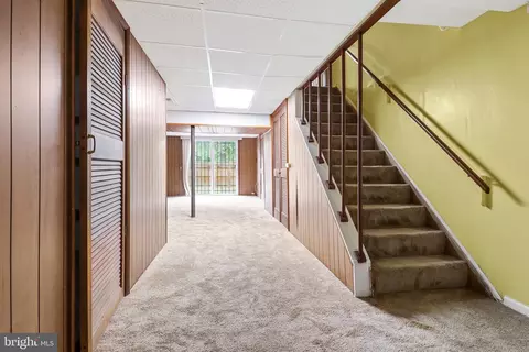 Entry Way - 12958 Claxton Dr #3-F, Laurel, MD 20708 photo 3 of 4