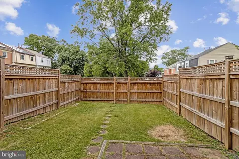 Exterior - 12958 Claxton Dr #3-F, Laurel, MD 20708 photo 2 of 3
