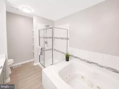 Bath - 3808 Eldbridge Ter, Bowie, MD 20716 photo 3 of 5