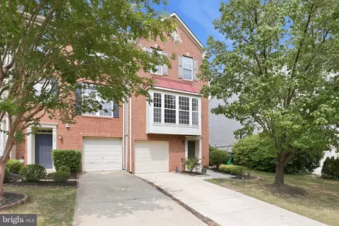 6522 Landing Way, Hyattsville, MD 20784
