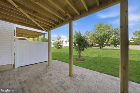 Exterior - 14302 Bronte St, Laurel, MD 20707 photo 2 of 7