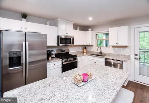 Kitchen - 14365 Longhouse Loop, Brandywine, MD 20613 photo 1 of 2