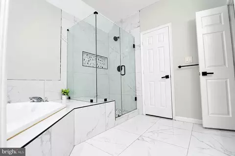 Bath - 5512 Axton Ct, Lanham, MD 20706 photo 2 of 9
