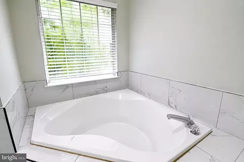 Bath - 5512 Axton Ct, Lanham, MD 20706 photo 3 of 9