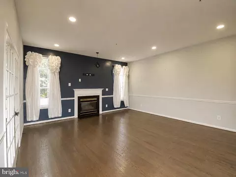 Living - 5512 Axton Ct, Lanham, MD 20706 photo 5 of 7
