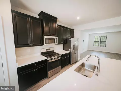 Kitchen - 14707 Earl Mitchell Ave, Brandywine, MD 20613 photo 2 of 4