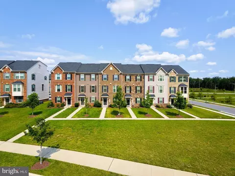 View/Area - 14707 Earl Mitchell Ave, Brandywine, MD 20613 photo 4 of 6