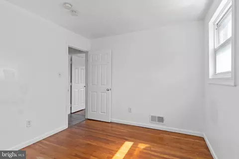 Bedroom - 1031 Ward St, Laurel, MD 20707 photo 4 of 5