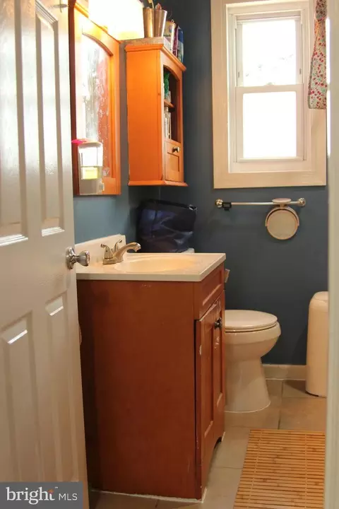 Bath - 1031 Ward St, Laurel, MD 20707 photo 6 of 6