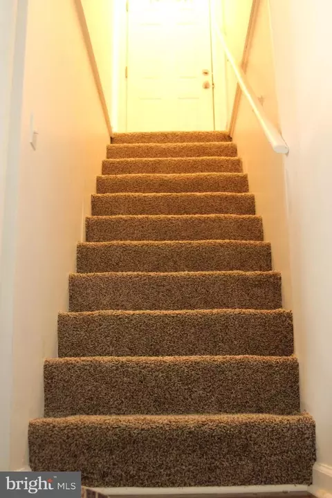 Entry Way - 1031 Ward St, Laurel, MD 20707 photo 1 of 7
