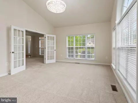 Living - 13203 Arya Dr, Brandywine, MD 20613 photo 7 of 9