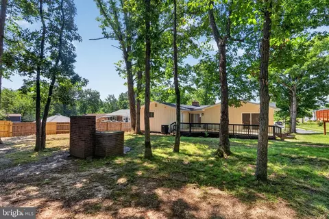 Exterior - 10312 Buena Vista Ave, Lanham, MD 20706 photo 6 of 10