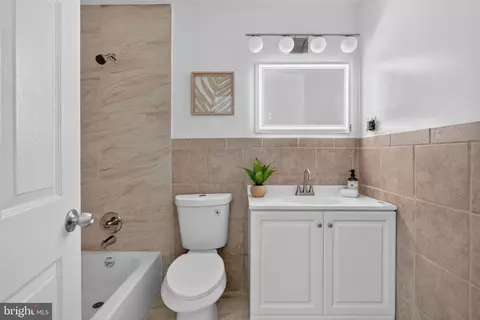 Bath - 10312 Buena Vista Ave, Lanham, MD 20706 photo 2 of 4
