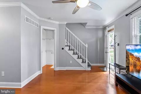 Entry Way - 1003 Phillip Powers Dr, Laurel, MD 20707 photo 7 of 9