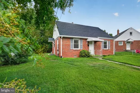 9216 51st Ave, College Park, MD 20740