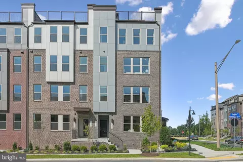 6677 Belcrest Rd, Hyattsville, MD 20782