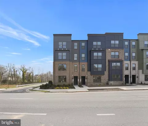 6704 Penrose Ln, Hyattsville, MD 20782