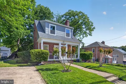 5306 Tilden Rd, Bladensburg, MD 20710