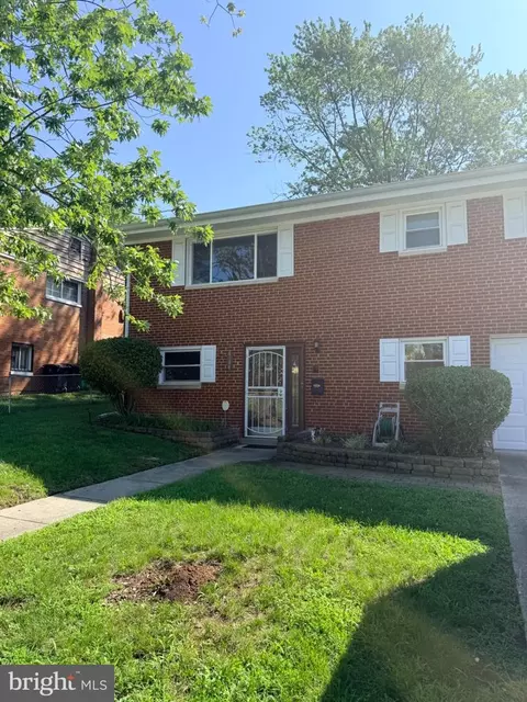4104 St Clair Pl, Temple Hills, MD 20748