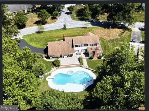 View/Area - 8701 Oxwell Ln, Laurel, MD 20708 photo 1 of 3