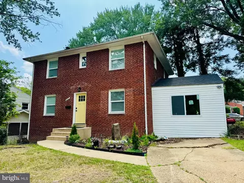 333 Brockton Rd, Oxon Hill, MD 20745