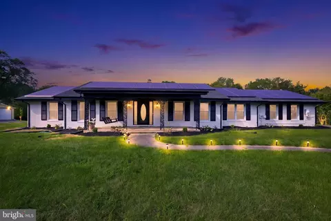 9944 Rosaryville Rd, Marlboro, MD 20772