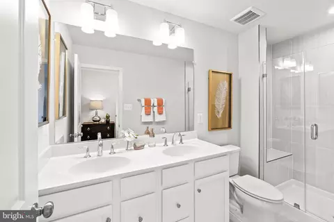 Bath - 12530 Copper Leaf Ave, Brandywine, MD 20613 photo 1 of 2