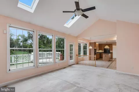 Living - 9614 Bald Hill Rd, Bowie, MD 20721 photo 2 of 5