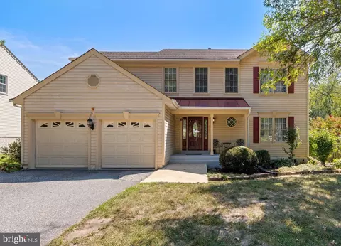 4301 Knott St, Beltsville, MD 20705