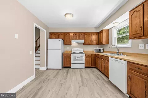 Kitchen - 10107 Snowden Rd, Laurel, MD 20708 photo 1 of 3