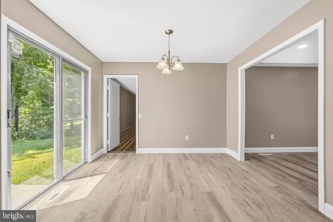 Entry Way - 10107 Snowden Rd, Laurel, MD 20708 photo 1 of 4