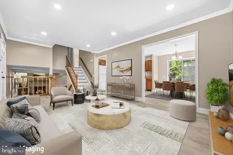 Living - 10107 Snowden Rd, Laurel, MD 20708 photo 3 of 10