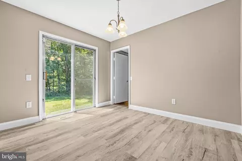 Entry Way - 10107 Snowden Rd, Laurel, MD 20708 photo 2 of 4